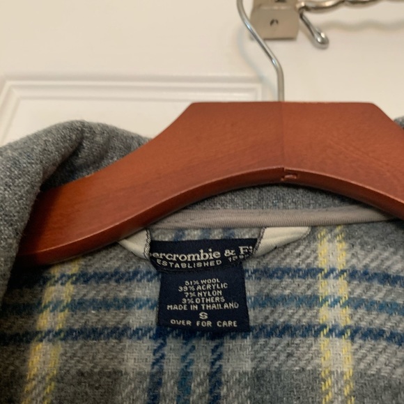 Abercrombie and Fitch gray pea jacket - Picture 2 of 4